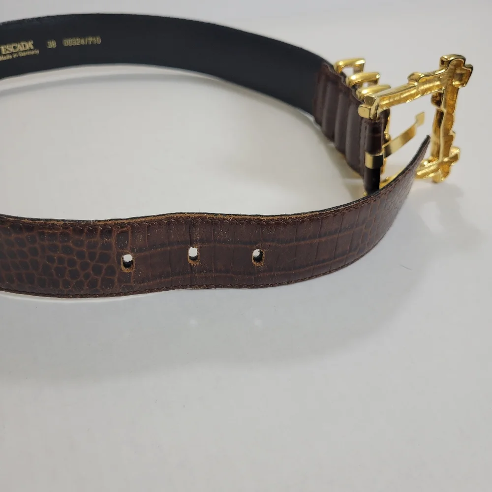 Escada Statement Gold Buckle‎ Leather Belt